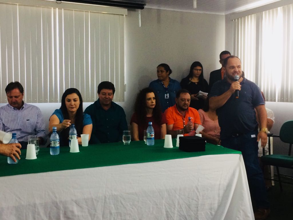 Ronildo Macedo prestigia inauguração do Bloco de Diagnóstico e Raio X Digital no hospital de Vilhena